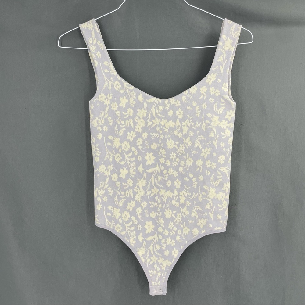 Free people X Intimately FP Clean Lines Printed Bodysuit in Lilac Combo - Picture 5 of 9